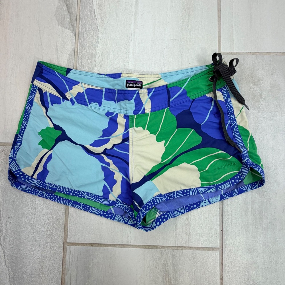 Patagonia Women 6 Blue Green Floral Board Shorts Swim Trunks 76560 SP11